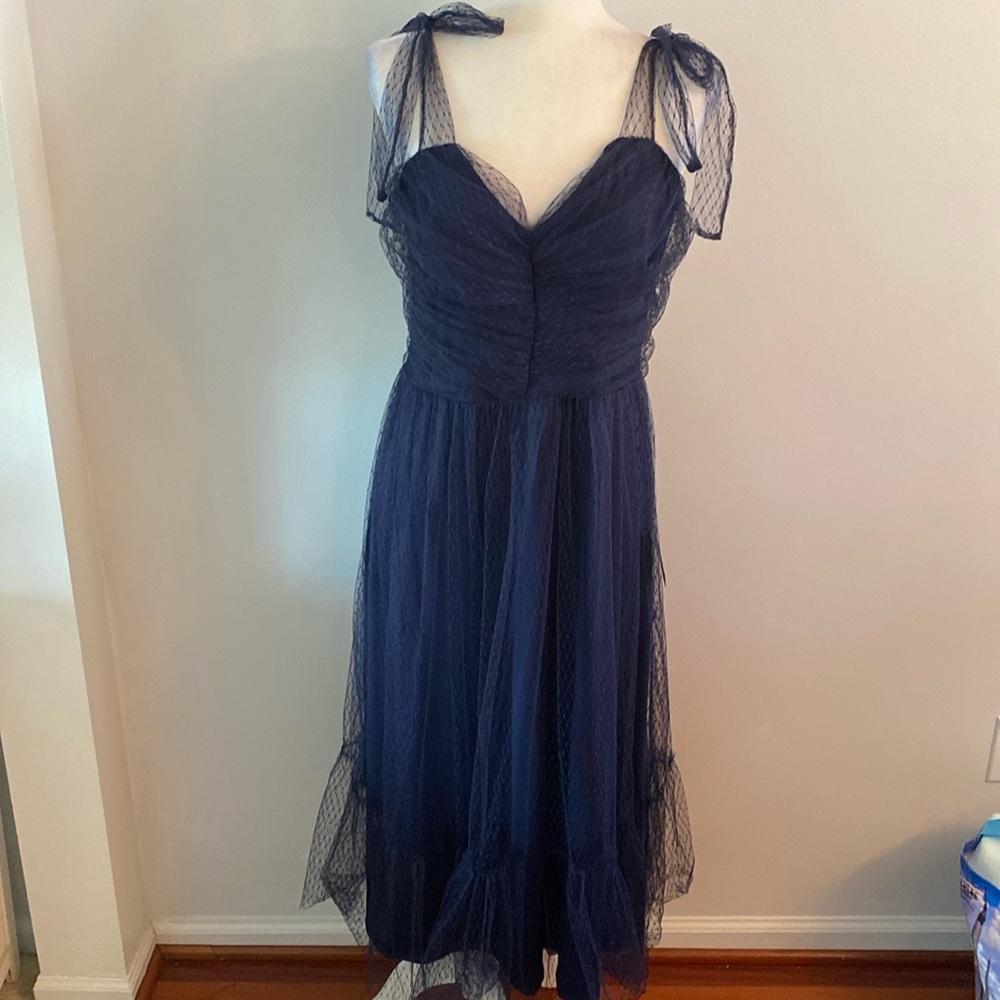 Lulu's Blue Sleeveless Sweetheart Midi Dress